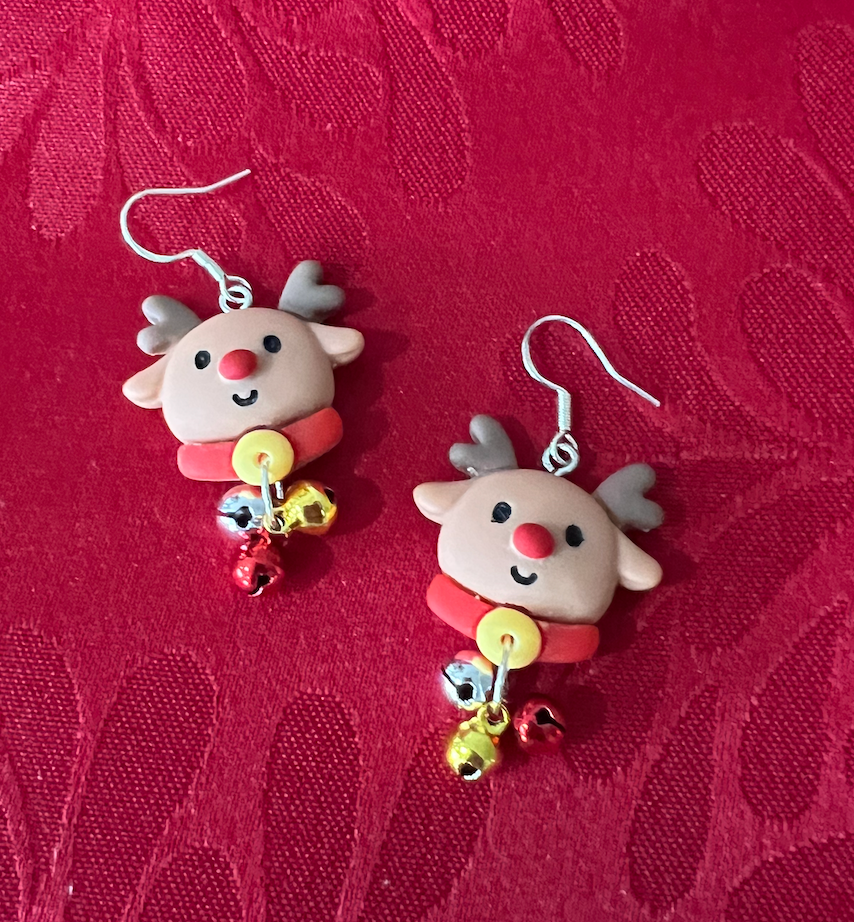 Reindeer heads with bells