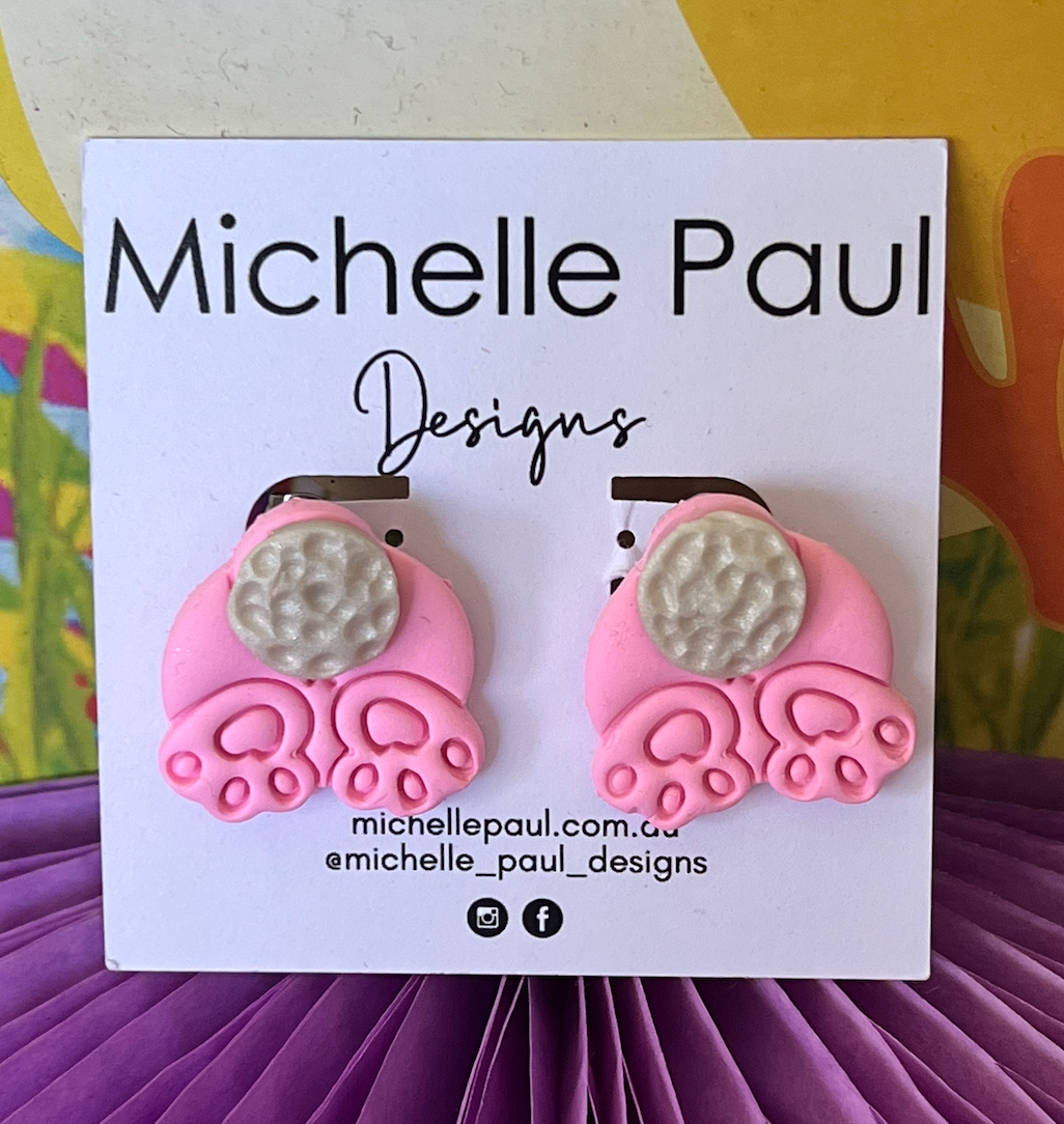 Bunny backsides stud earrings