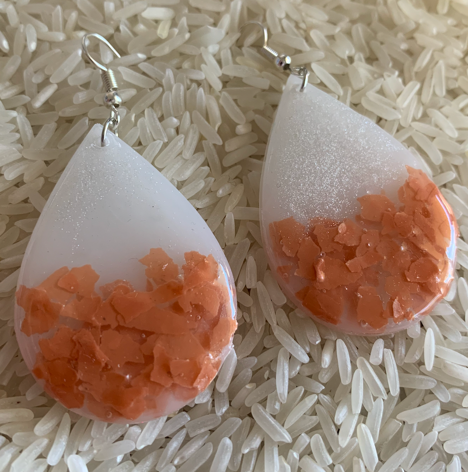 Textured drop earrings on hooks